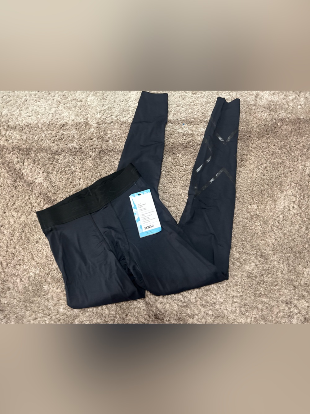 2XU FORCE COMPRESSION TIGHTS - Picture 3 of 6